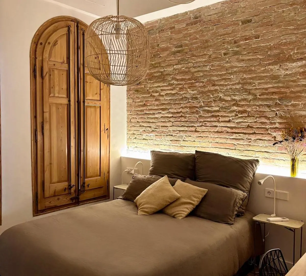 Homestay Cozy Suite In A Historic House Near The Sea Vilanova i la Geltru